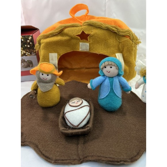 10 Piece Martha Stewart Holiday Felt Christmas‎ Nativity Set W Box Retired - Picture 2 of 6
